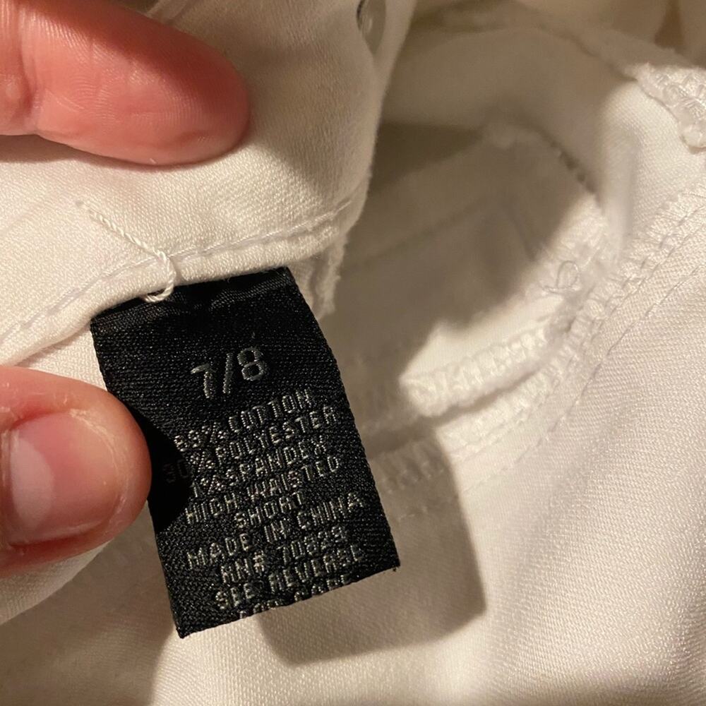 Rue21 High Waisted White Button Sailor Shorts Juniors Size 7 / Women's Size 8 - Picture 6 of 6